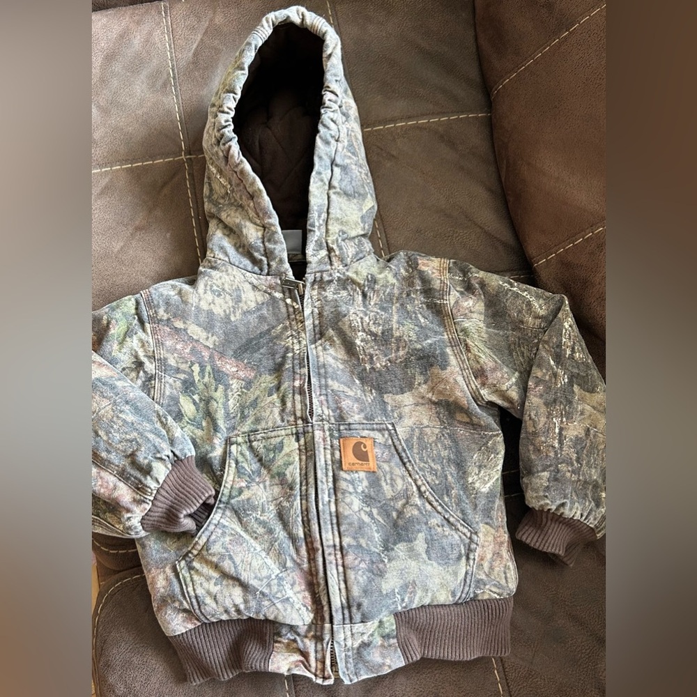 Carhartt boys size xxs (4-5) Camouflage winter coat